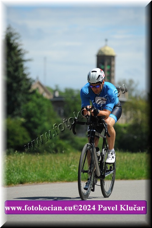 Náhled obrázku: 2024-4105-Podebradsky-triatlon-.JPG