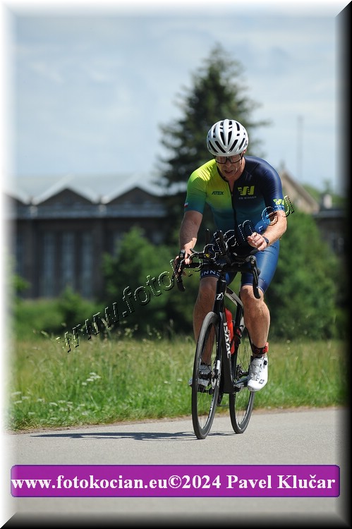 Náhled obrázku: 2024-4107-Podebradsky-triatlon-.JPG