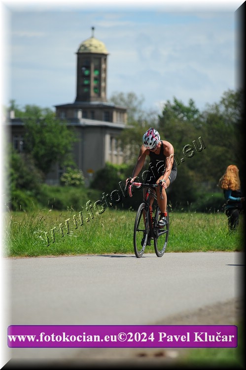 Náhled obrázku: 2024-4111-Podebradsky-triatlon-.JPG
