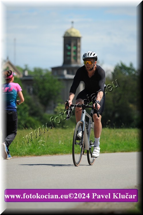 Náhled obrázku: 2024-4121-Podebradsky-triatlon-.JPG