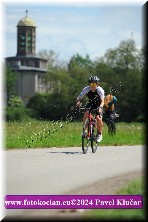 Náhled obrázku: 2024-4133-Podebradsky-triatlon-.JPG