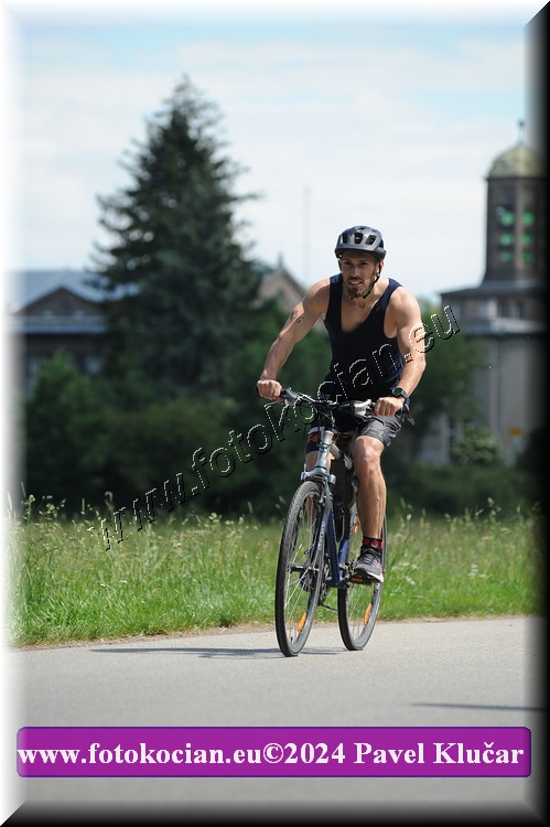 Náhled obrázku: 2024-4145-Podebradsky-triatlon-.JPG