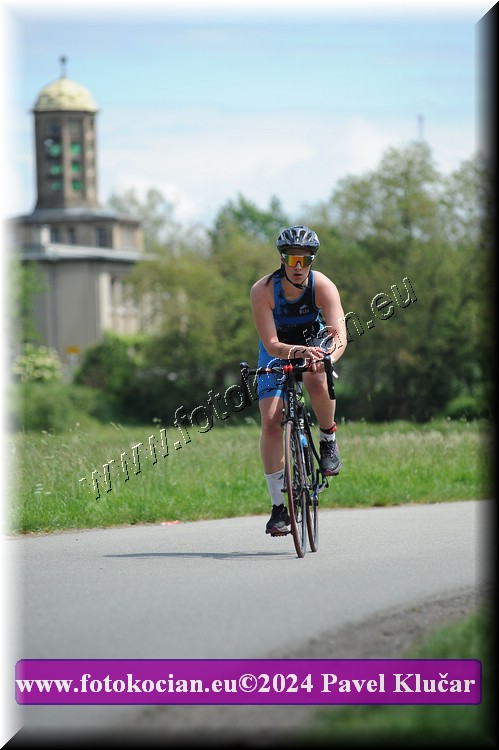 Náhled obrázku: 2024-4194-Podebradsky-triatlon-.JPG