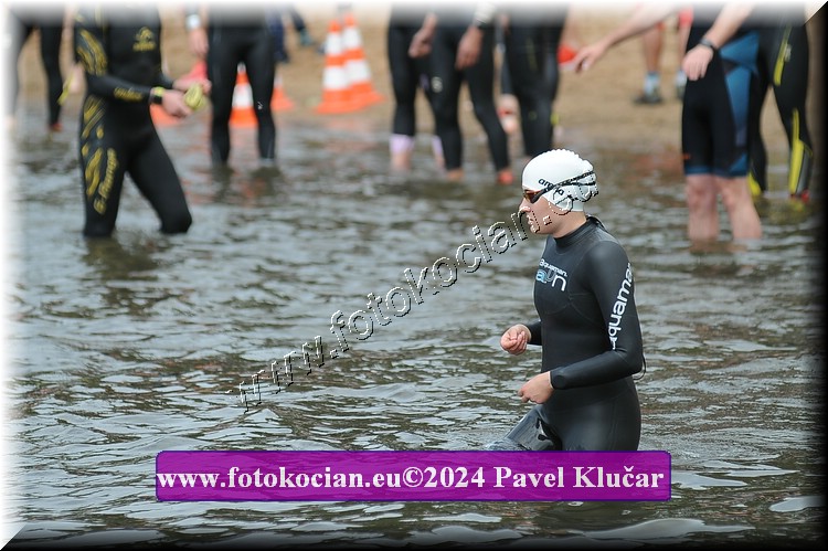 Náhled obrázku: 2024-3534-Podebradsky-triatlon-.JPG