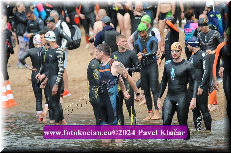 Náhled obrázku: 2024-3537-Podebradsky-triatlon-.JPG