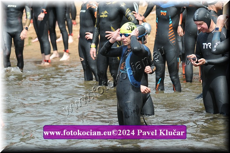 Náhled obrázku: 2024-3588-Podebradsky-triatlon-.JPG