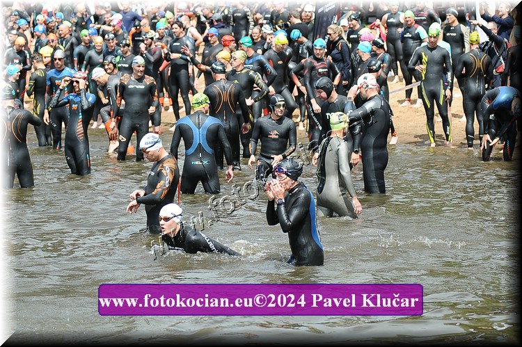 Náhled obrázku: 2024-3593-Podebradsky-triatlon-.JPG