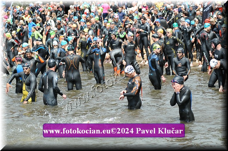 Náhled obrázku: 2024-3594-Podebradsky-triatlon-.JPG