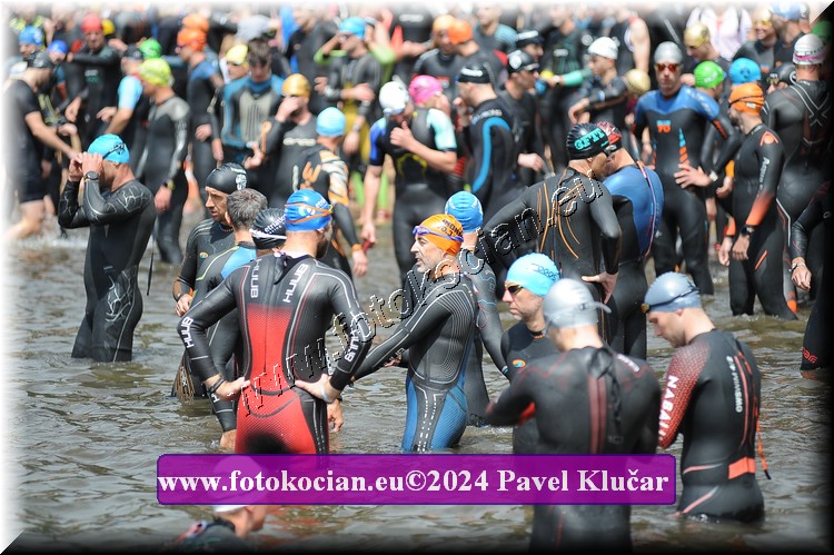 Náhled obrázku: 2024-3604-Podebradsky-triatlon-.JPG