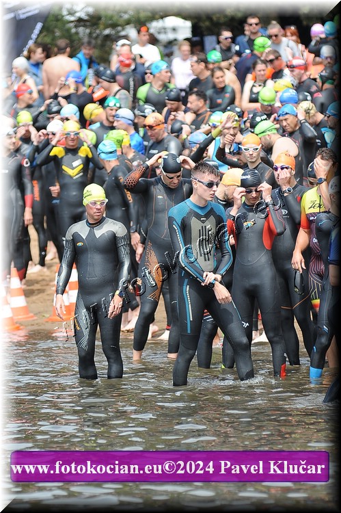 Náhled obrázku: 2024-3613-Podebradsky-triatlon-.JPG