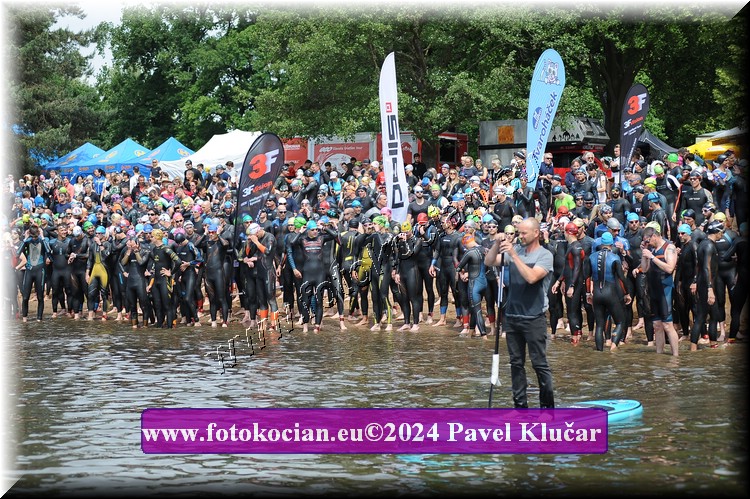 Náhled obrázku: 2024-3616-Podebradsky-triatlon-.JPG