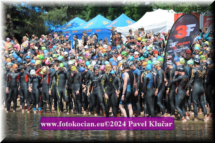 Náhled obrázku: 2024-3660-Podebradsky-triatlon-.JPG