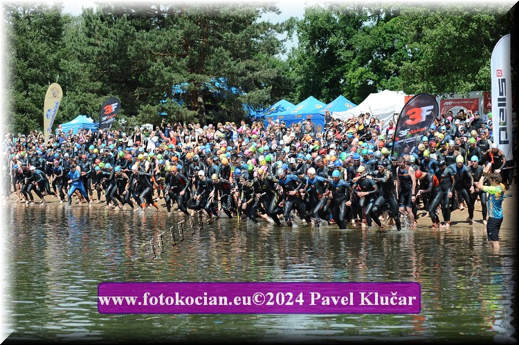 Náhled obrázku: 2024-3689-Podebradsky-triatlon-.JPG