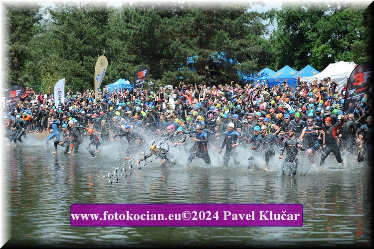Náhled obrázku: 2024-3699-Podebradsky-triatlon-.JPG
