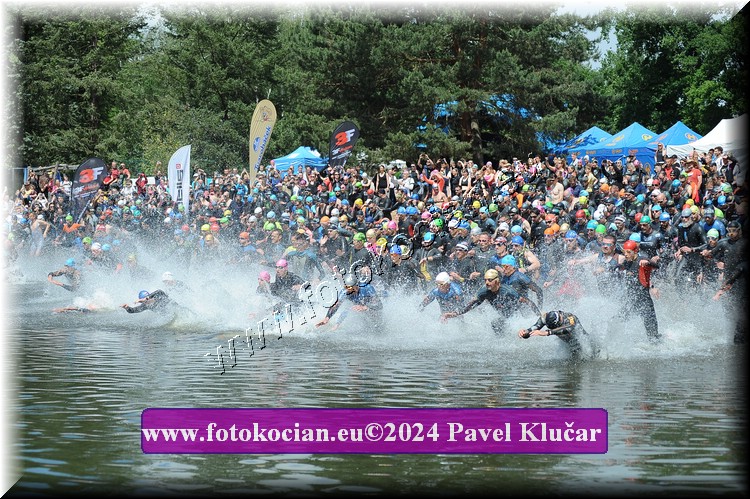 Náhled obrázku: 2024-3702-Podebradsky-triatlon-.JPG
