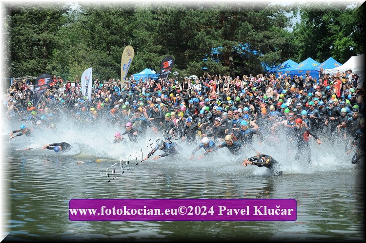 Náhled obrázku: 2024-3703-Podebradsky-triatlon-.JPG