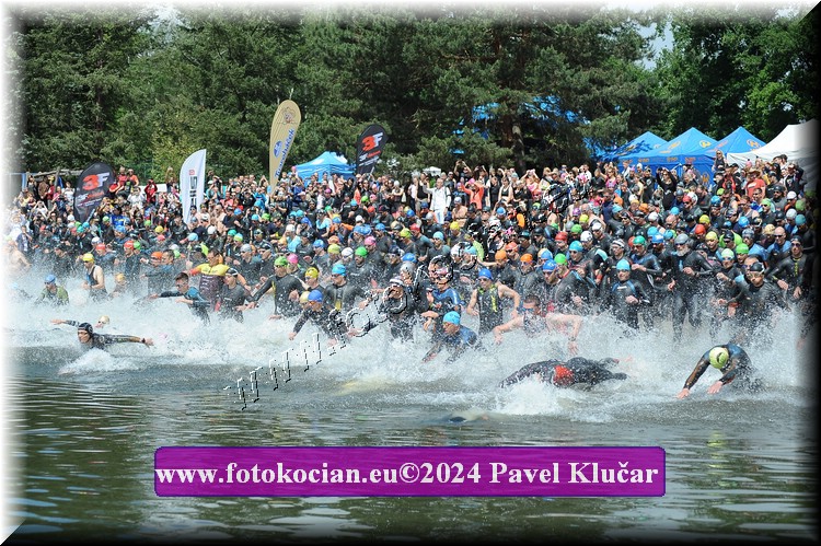 Náhled obrázku: 2024-3707-Podebradsky-triatlon-.JPG