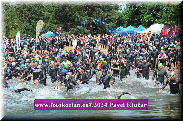 Náhled obrázku: 2024-3722-Podebradsky-triatlon-.JPG