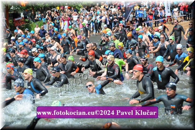 Náhled obrázku: 2024-3731-Podebradsky-triatlon-.JPG