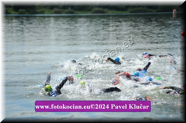 Náhled obrázku: 2024-3751-Podebradsky-triatlon-.JPG