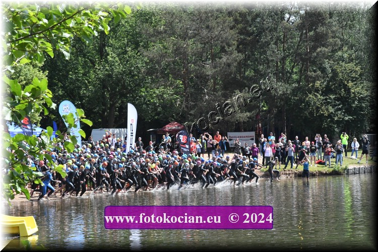 Náhled obrázku: 2024-1324-Podebradsky-triatlon-.JPG
