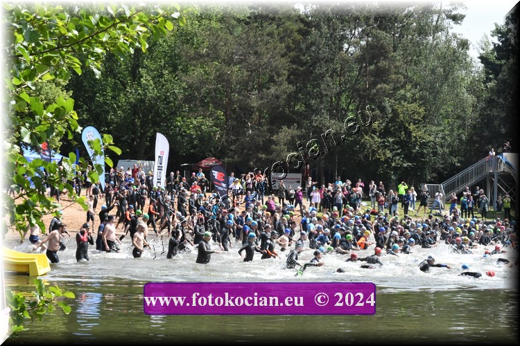 Náhled obrázku: 2024-1331-Podebradsky-triatlon-.JPG