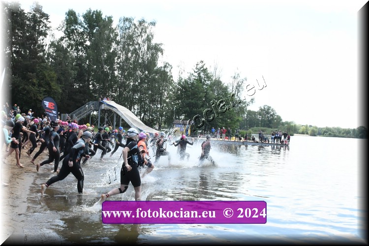Náhled obrázku: 2024-1346-Podebradsky-triatlon-.JPG