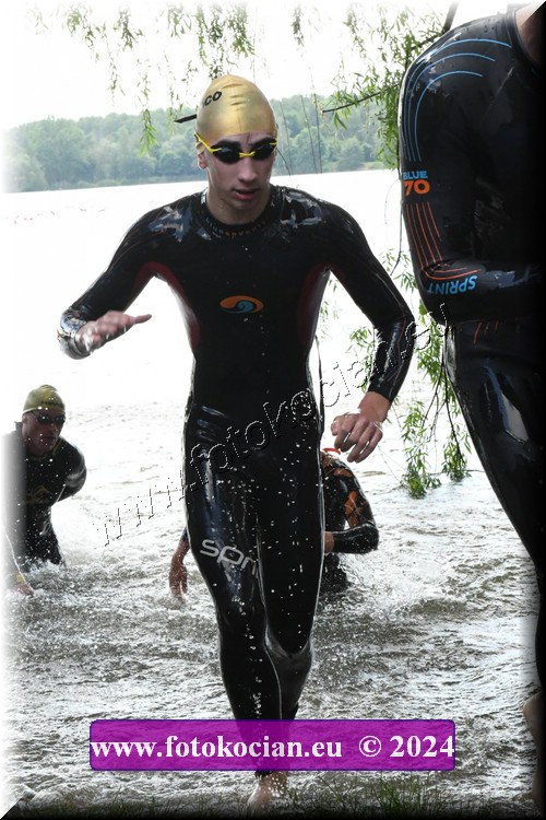Náhled obrázku: 2024-1354-Podebradsky-triatlon-.JPG