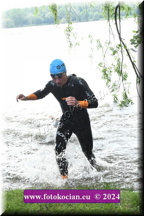 Náhled obrázku: 2024-1358-Podebradsky-triatlon-.JPG