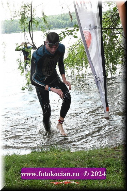 Náhled obrázku: 2024-1365-Podebradsky-triatlon-.JPG