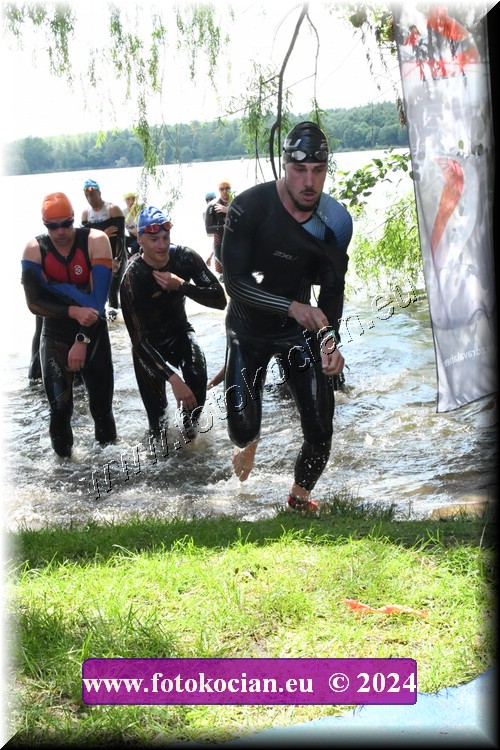 Náhled obrázku: 2024-1380-Podebradsky-triatlon-.JPG