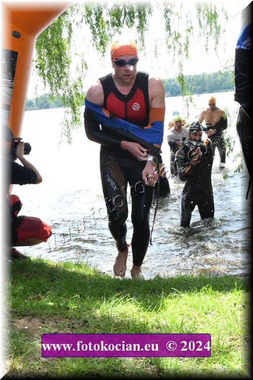 Náhled obrázku: 2024-1382-Podebradsky-triatlon-.JPG