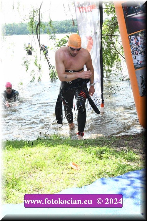 Náhled obrázku: 2024-1388-Podebradsky-triatlon-.JPG