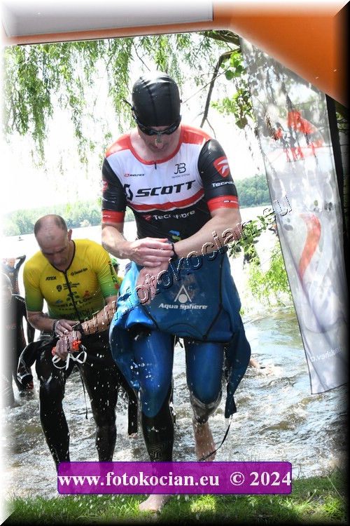 Náhled obrázku: 2024-1412-Podebradsky-triatlon-.JPG