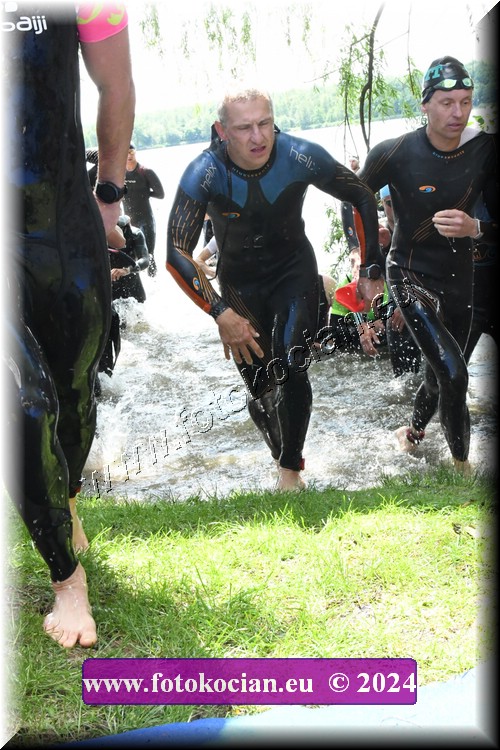 Náhled obrázku: 2024-1420-Podebradsky-triatlon-.JPG