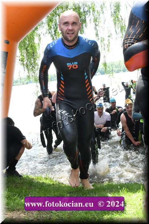Náhled obrázku: 2024-1422-Podebradsky-triatlon-.JPG