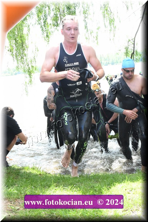 Náhled obrázku: 2024-1423-Podebradsky-triatlon-.JPG