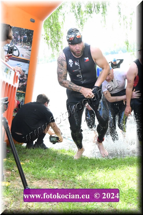 Náhled obrázku: 2024-1424-Podebradsky-triatlon-.JPG