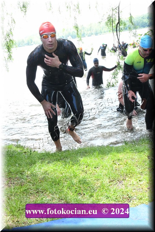 Náhled obrázku: 2024-1428-Podebradsky-triatlon-.JPG