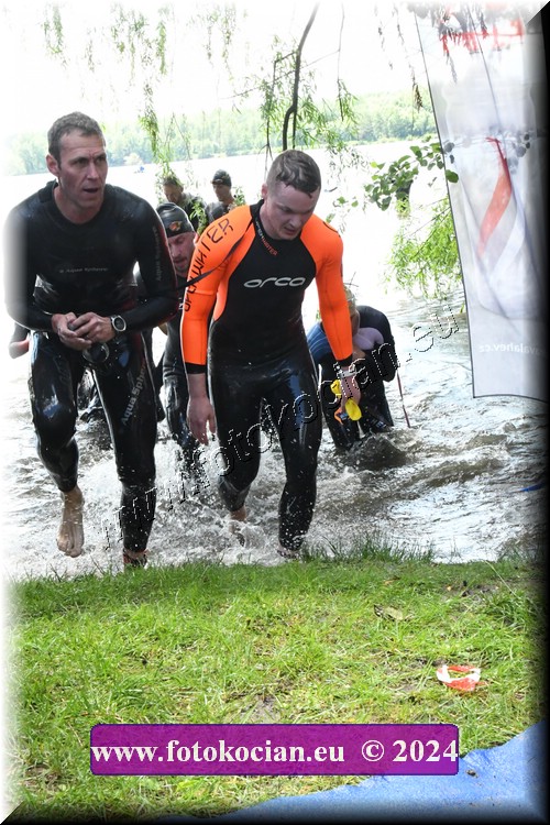 Náhled obrázku: 2024-1440-Podebradsky-triatlon-.JPG