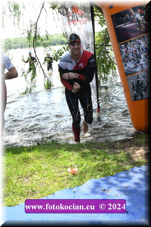 Náhled obrázku: 2024-1446-Podebradsky-triatlon-.JPG