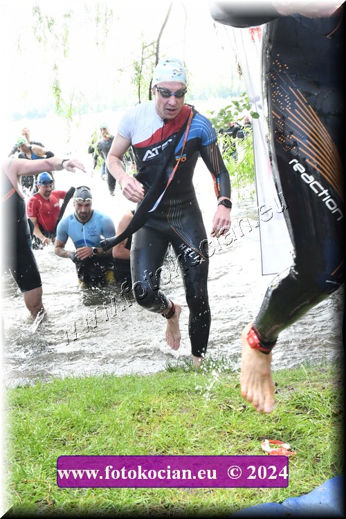 Náhled obrázku: 2024-1457-Podebradsky-triatlon-.JPG