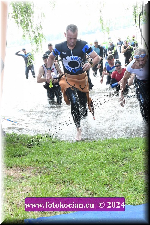 Náhled obrázku: 2024-1472-Podebradsky-triatlon-.JPG