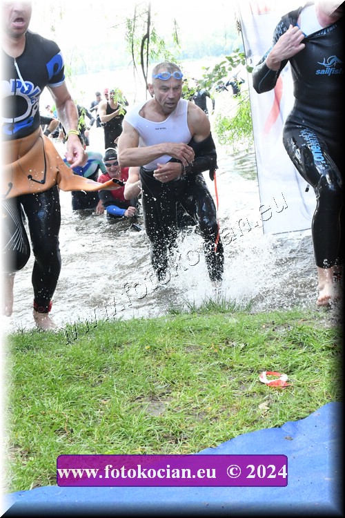 Náhled obrázku: 2024-1473-Podebradsky-triatlon-.JPG