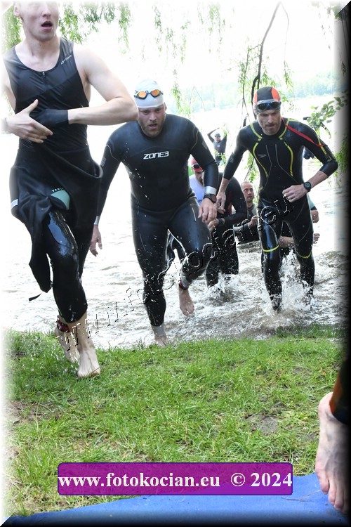 Náhled obrázku: 2024-1482-Podebradsky-triatlon-.JPG