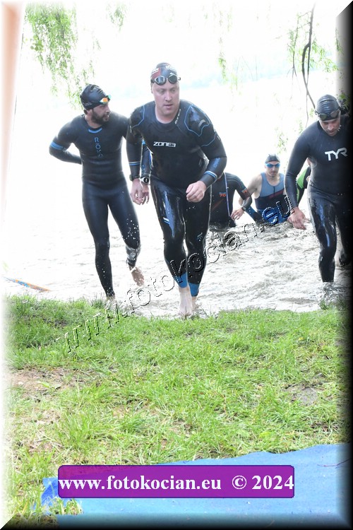 Náhled obrázku: 2024-1494-Podebradsky-triatlon-.JPG