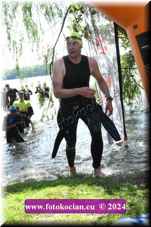 Náhled obrázku: 2024-1526-Podebradsky-triatlon-.JPG