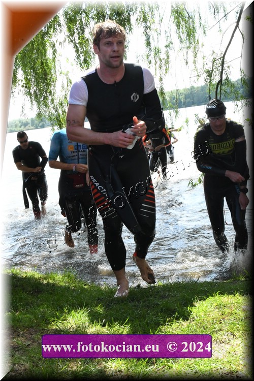 Náhled obrázku: 2024-1529-Podebradsky-triatlon-.JPG