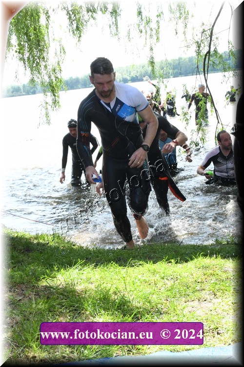 Náhled obrázku: 2024-1536-Podebradsky-triatlon-.JPG