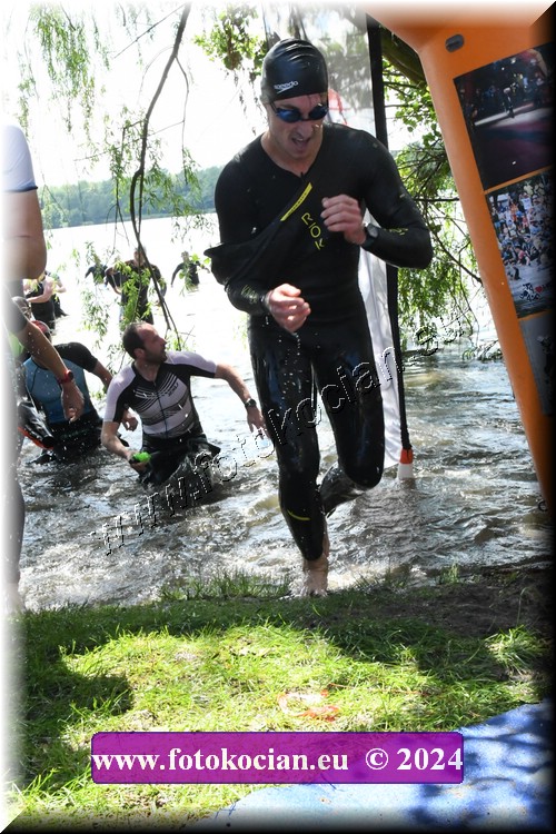 Náhled obrázku: 2024-1537-Podebradsky-triatlon-.JPG